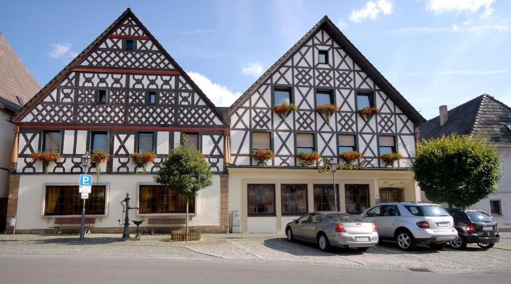 Hotel Gondel Altenkunstadt Buitenkant foto